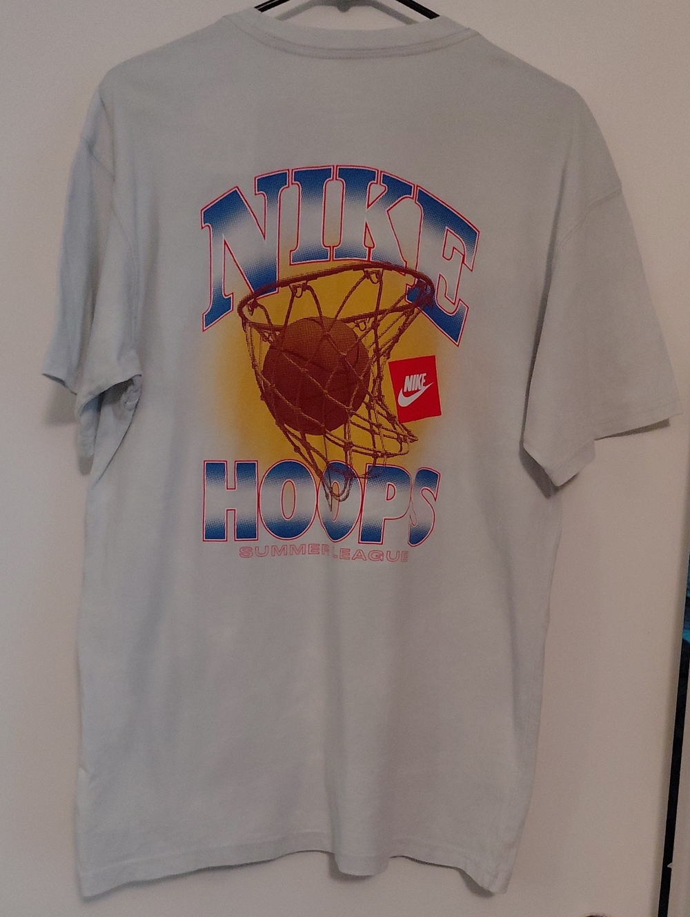 Nike Max90 Basketball Tee. Light Gray. NWT. Men's Loose Fit Small
